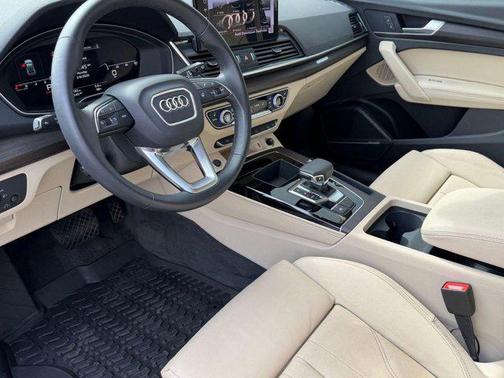 2024 Audi Q5 45 S line Premium Plus