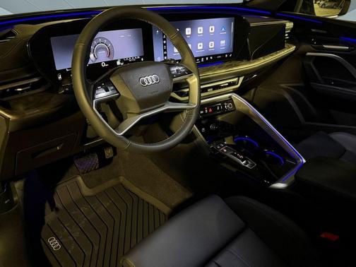 Mythos Black Metallic 2026 Audi Q5 Sportback Premium Plus TFSI quattro S tronic