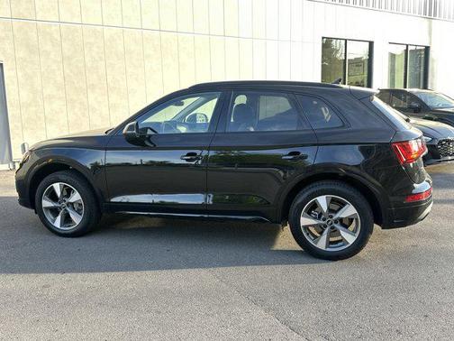 2025 Audi Q5 40 Premium