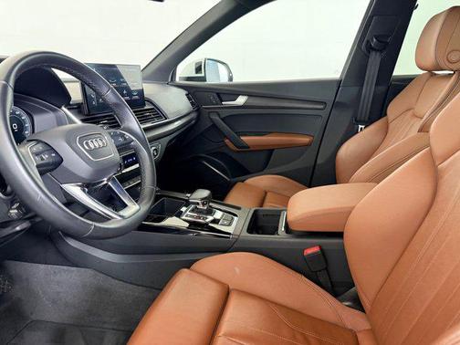 2022 Audi Q5 55 S line Premium