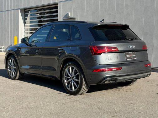 2023 Audi Q5 55 S line Prestige