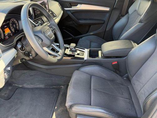 2023 Audi Q5 55 S line Prestige