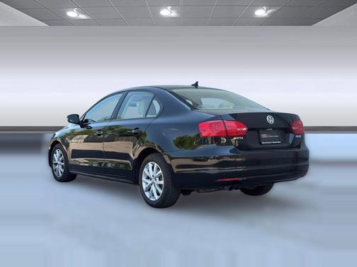 Black Uni 2012 Volkswagen Jetta SE