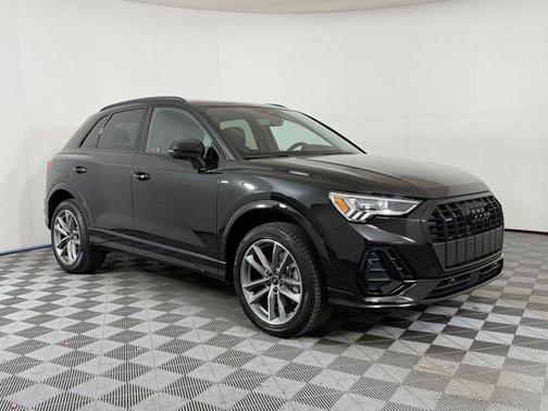 2025 Audi Q3 Premium 45 TFSI S line quattro Tiptronic