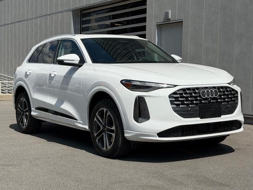 White 2025 Audi Q5 Premium TFSI quattro S tronic