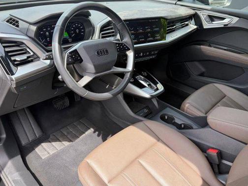 Mythos Black Metallic 2024 Audi Q4 e-tron Premium Plus 50 quattro