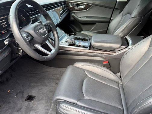 2022 Audi Q8 55 Prestige