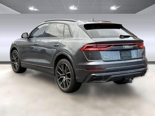 2022 Audi Q8 55 Prestige