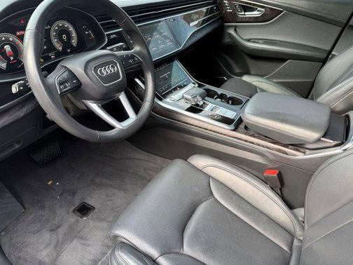 2022 Audi Q8 55 Prestige