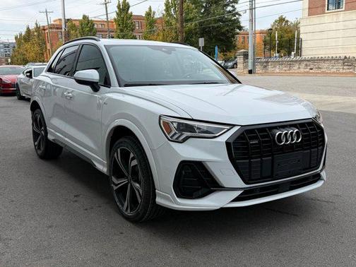 2024 Audi Q3 45 S line Premium Plus