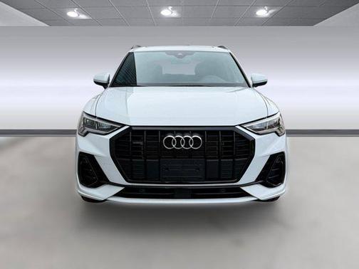 2024 Audi Q3 45 S line Premium Plus