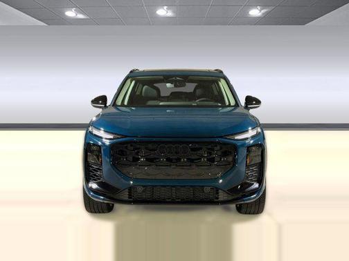 Malpelo Blue Metallic 2026 Audi Q3 TFSI quattro S tronic
