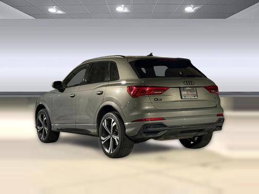 Chronos Gray Metallic 2023 Audi Q3 45 S line Premium Plus