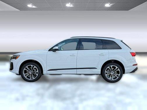 2026 Audi Q7 45 Premium