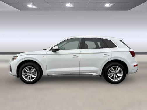 2022 Audi Q5 45 S line Premium