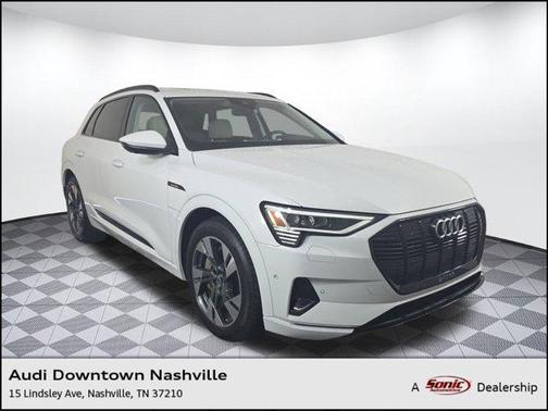 2021 Audi e-tron Premium