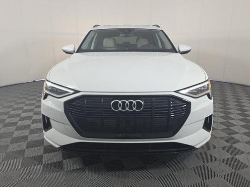 2021 Audi e-tron Premium