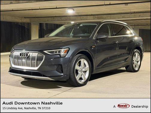 Manhattan Gray Metallic 2019 Audi e-tron Premium Plus
