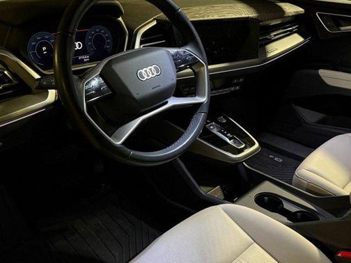 2024 Audi Q4 e-tron Premium Plus 50 quattro