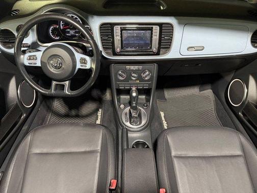 2016 Volkswagen Beetle 1.8T SE