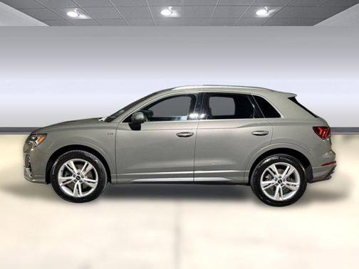 2024 Audi Q3 Premium 45 TFSI S line quattro Tiptronic