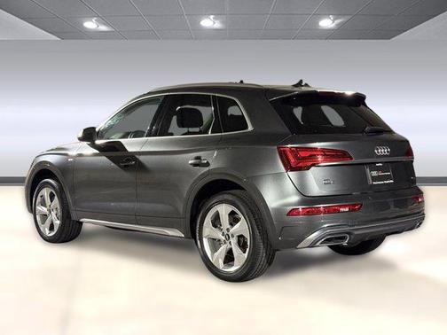 2023 Audi Q5 45 S line Premium Plus