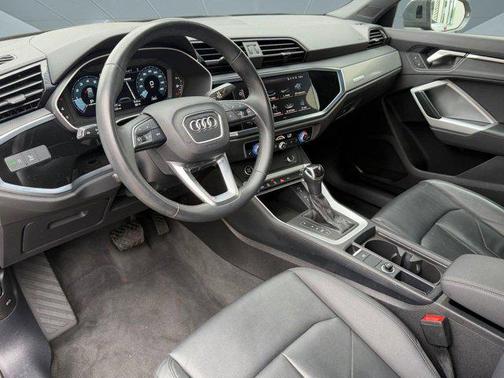Nano Gray Metallic 2023 Audi Q3 Premium 40 TFSI quattro Tiptronic