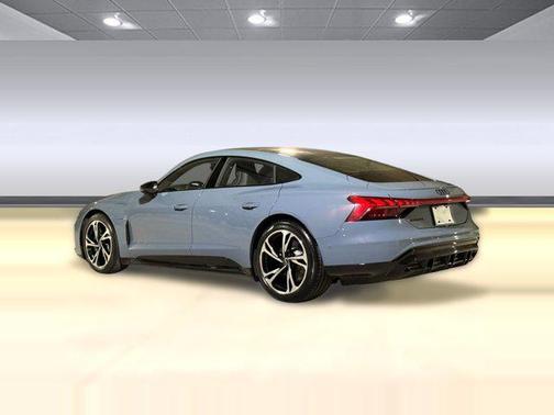 2022 Audi e-tron GT Prestige