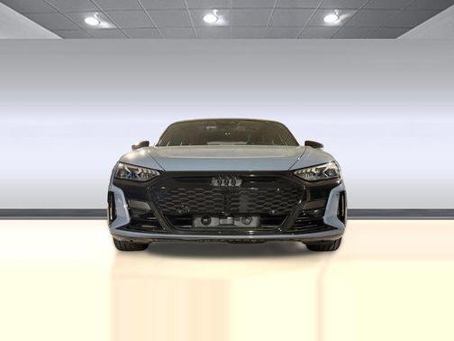 2022 Audi e-tron GT Prestige