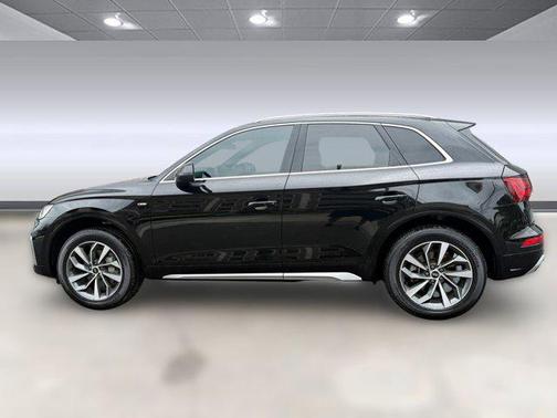 2023 Audi Q5 45 S line Premium