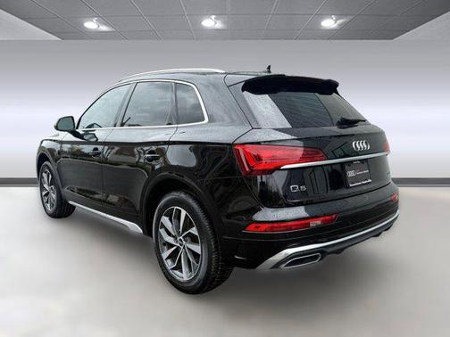 2023 Audi Q5 45 S line Premium