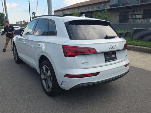 2025 Audi Q5 40 Premium