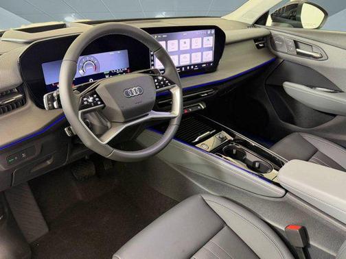 Mythos Black Metallic 2026 Audi Q3 TFSI quattro S tronic