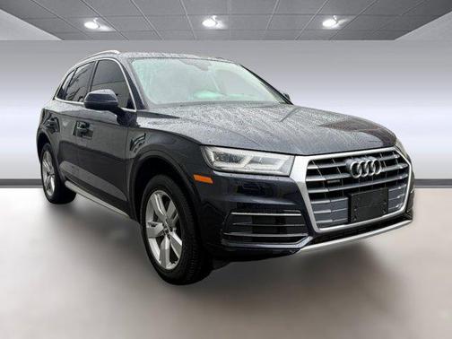 2018 Audi Q5 2.0T Premium Plus