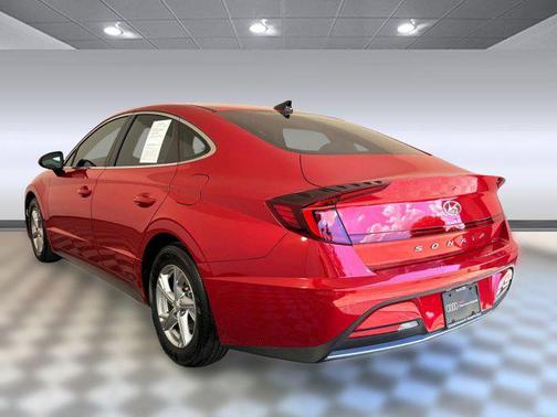 2022 Hyundai SONATA SE