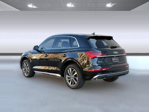 2023 Audi Q5 45 S line Premium Plus