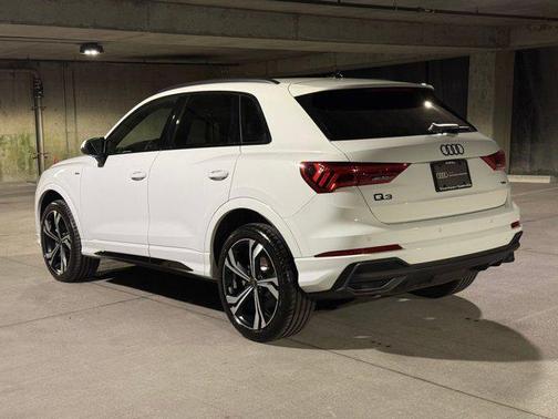 2024 Audi Q3 45 S line Premium Plus