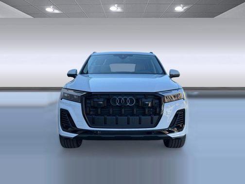 2026 Audi Q7 55 Premium Plus