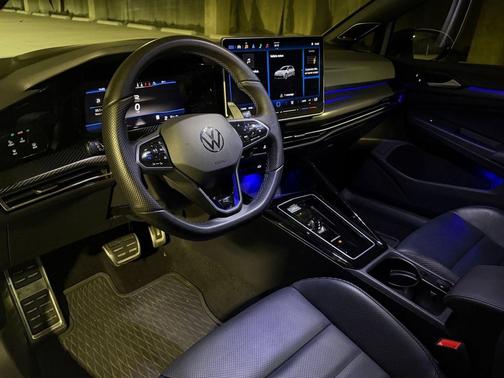 White 2025 Volkswagen Golf R 2.0T DSG