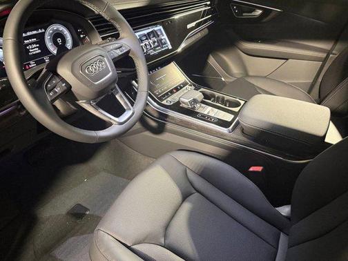 2026 Audi Q7 55 Premium Plus