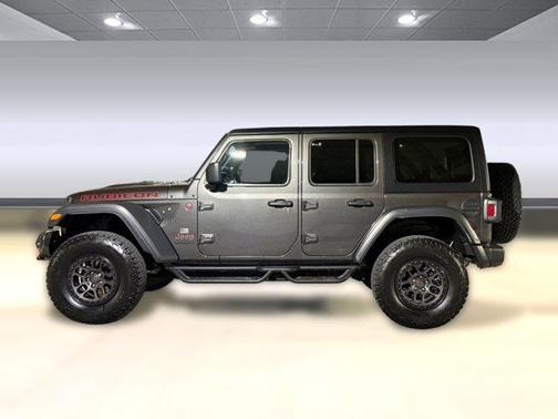 Granite Crystal Metallic Clearcoat 2023 Jeep Wrangler Rubicon