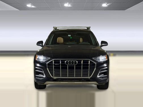 Mythos Black Metallic 2021 Audi Q5 45 Premium Plus