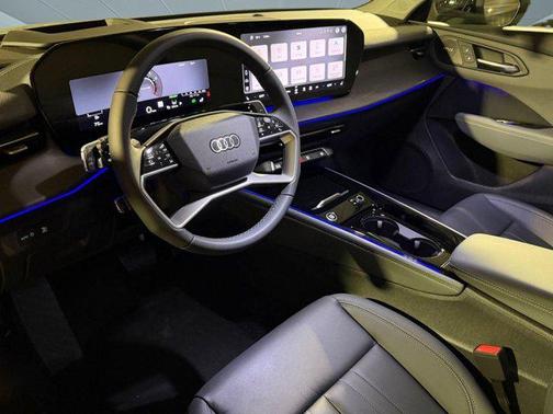 Arrow Gray Pearl Effect 2026 Audi Q3 TFSI quattro S tronic
