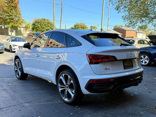 2023 Audi Q5 45 S line Premium Plus