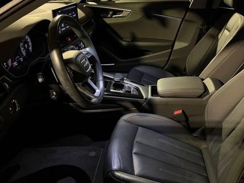 Navarra Blue Metallic 2021 Audi A4 allroad 45 Premium Plus