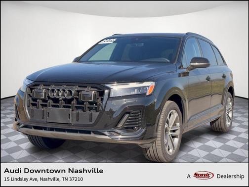Mythos Black Metallic 2026 Audi Q7 45 Premium