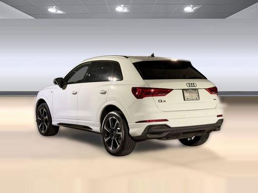 Glacier White Metallic 2025 Audi Q3 45 S line Premium Plus