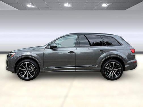 2025 Audi Q7 45 Premium Plus
