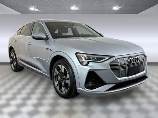 2023 Audi e-tron Sportback S line Premium
