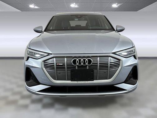 2023 Audi e-tron Sportback S line Premium